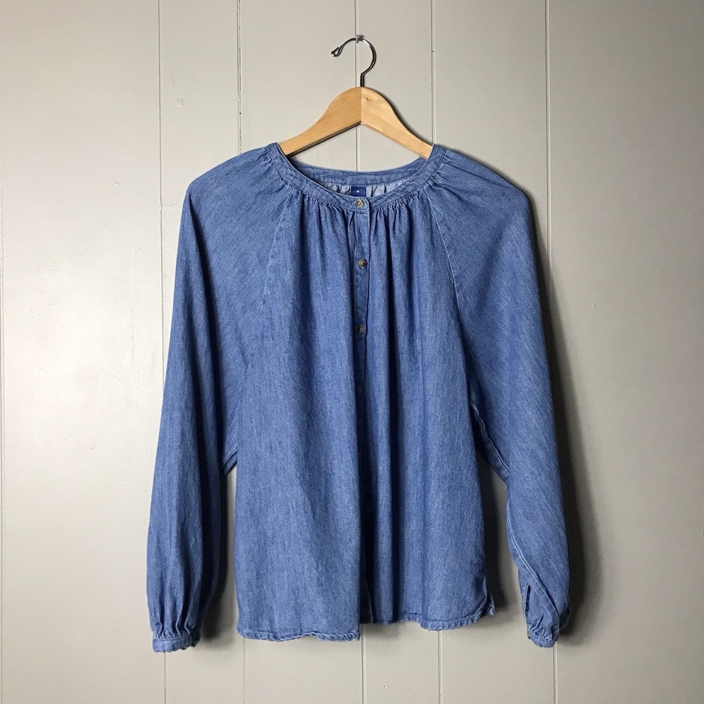 OLD NAVY CHAMBRAY DENIM BUTTON DOWN PEASANT SHIRT WOMENS SIZE MEDIUM